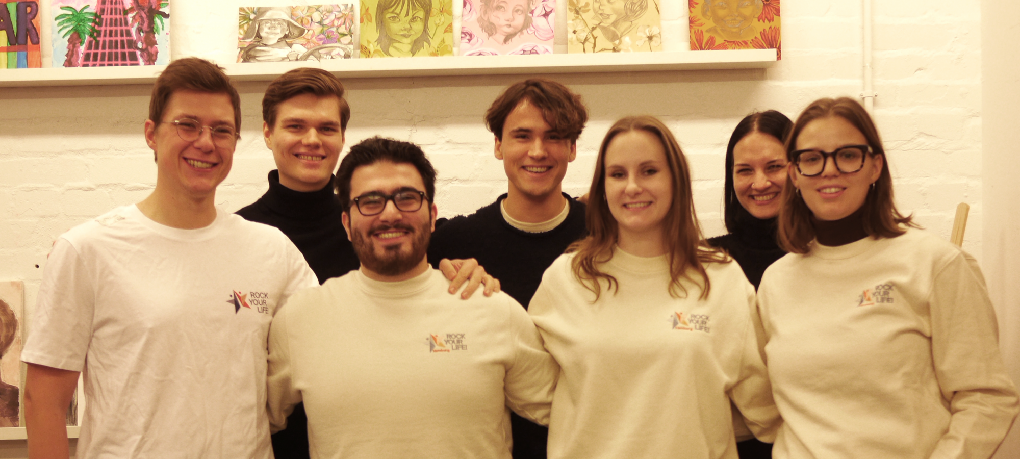 Gruppe hoch_Websiteformat